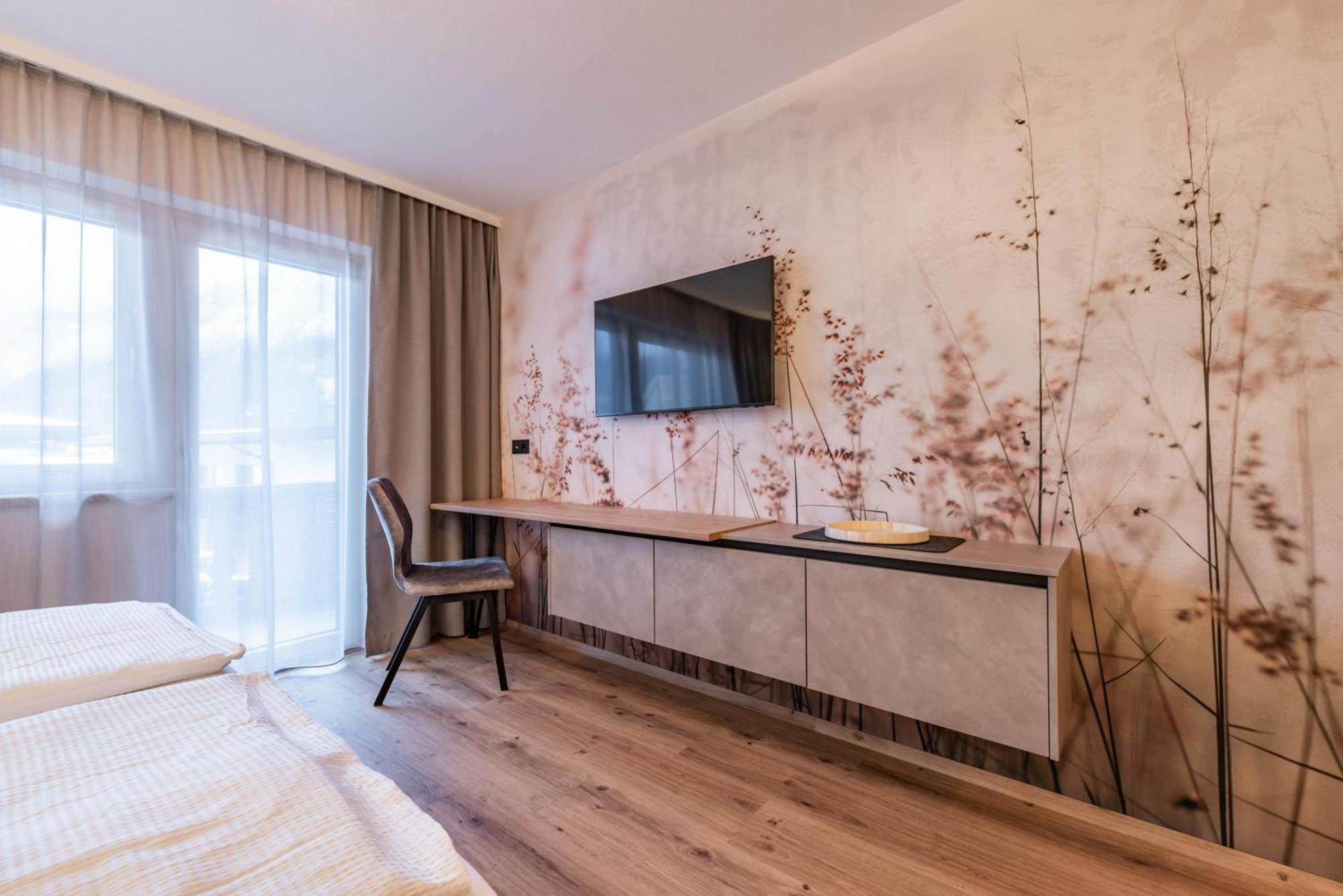 Montana Apartments Майерхофен Екстериор снимка