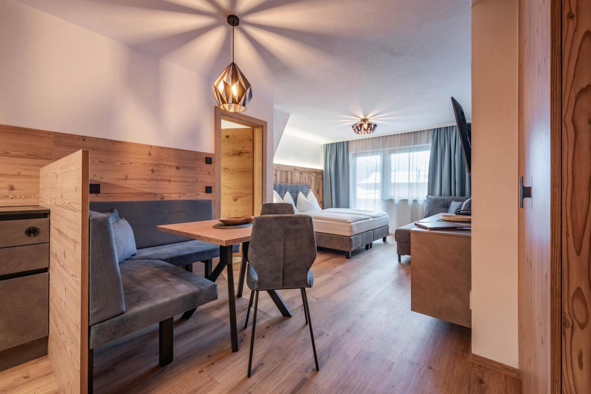Montana Apartments Майерхофен Екстериор снимка