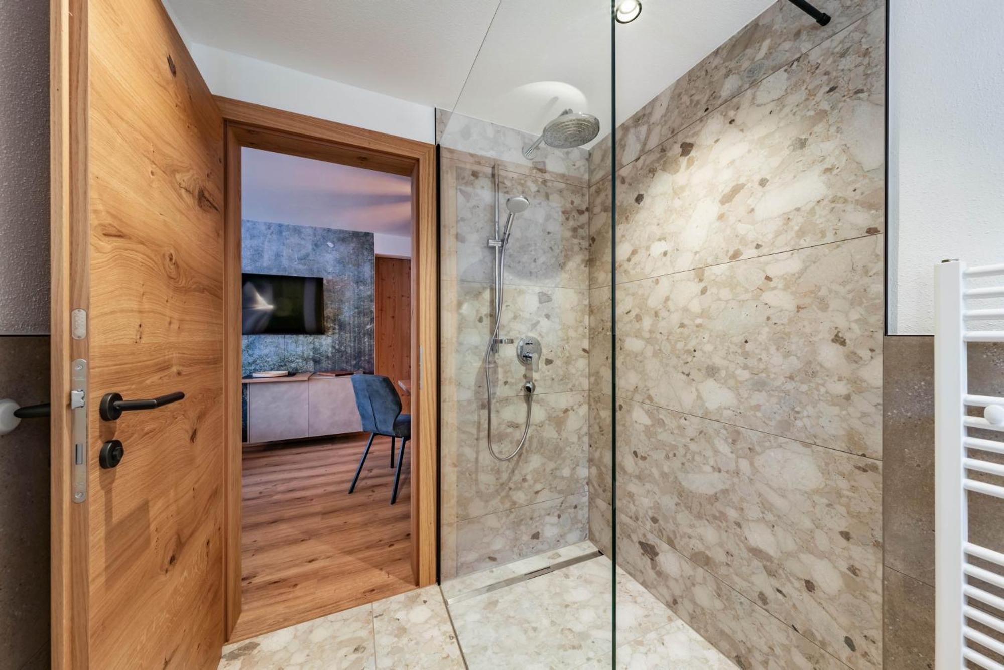 Montana Apartments Майерхофен Екстериор снимка